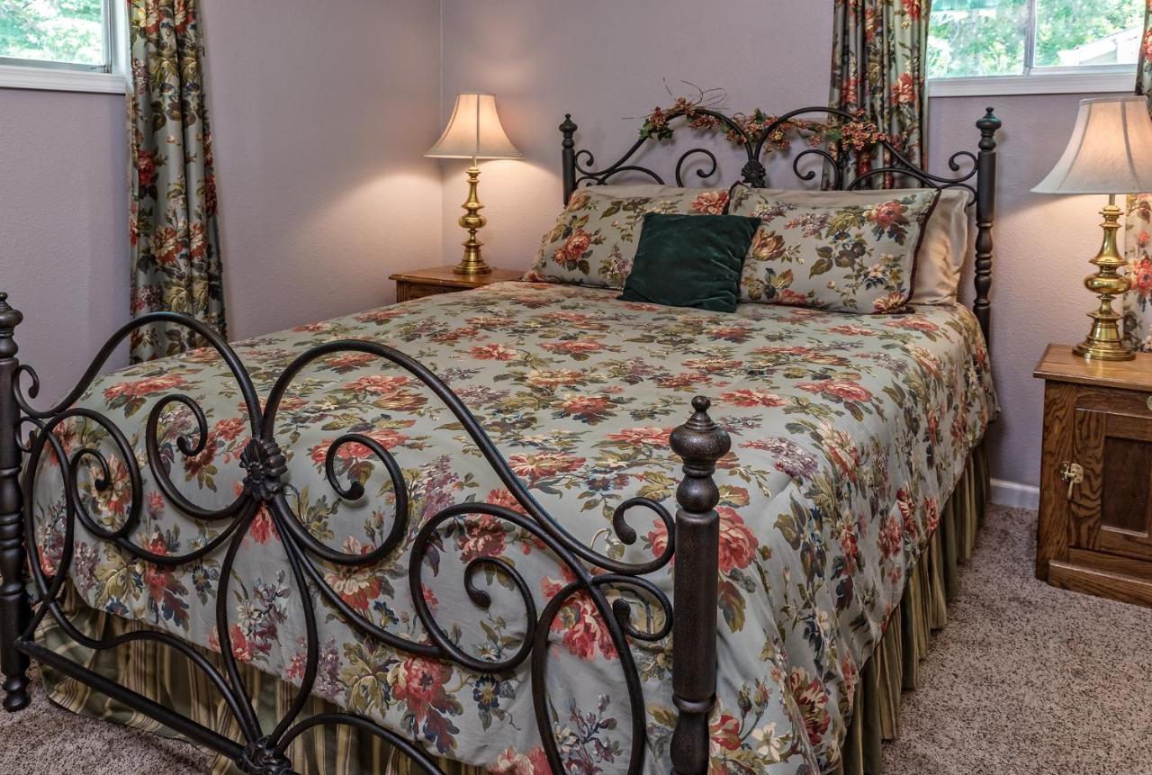 Bed & Breakfast Silver Heart & 4*